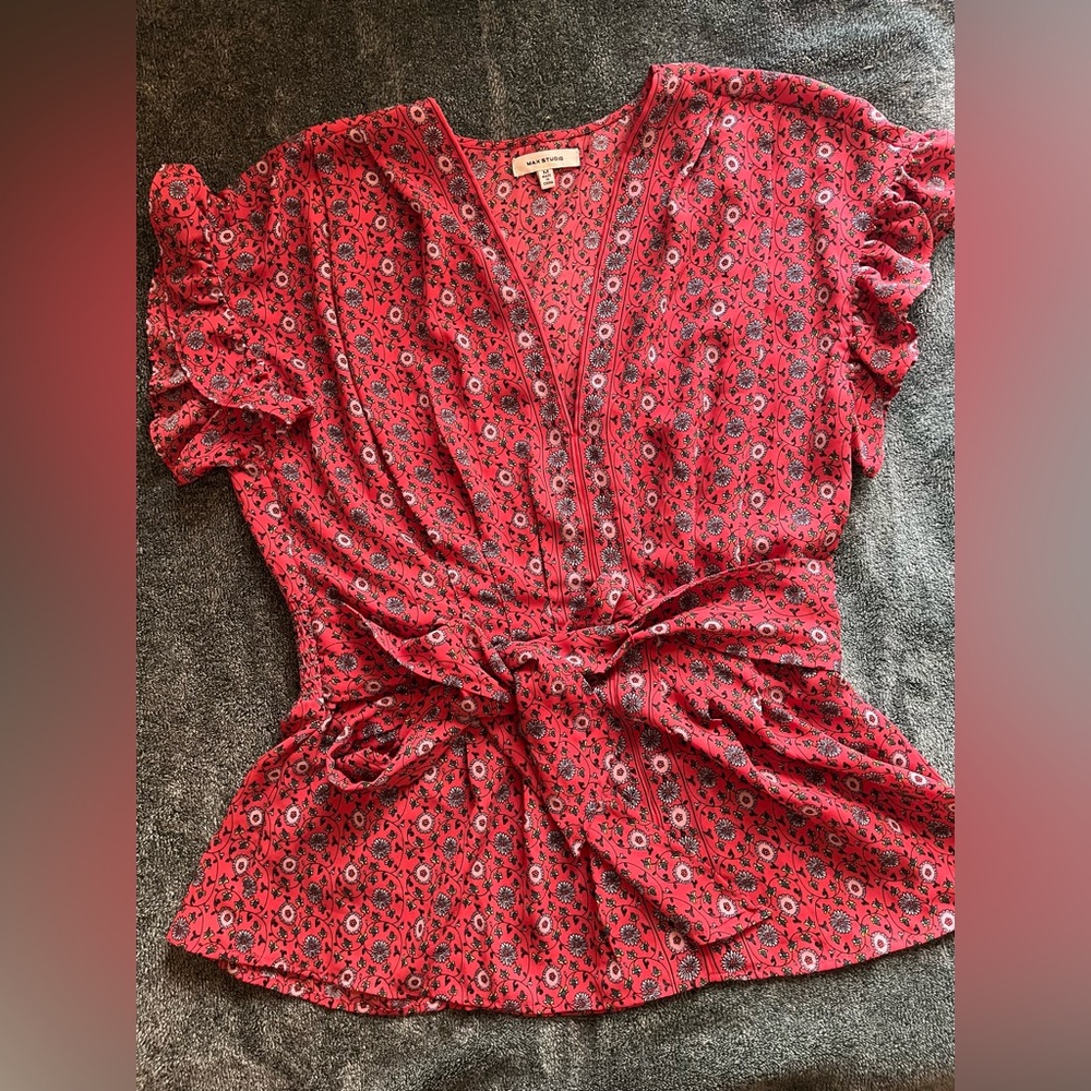 Max Studio Floral Top, Size Medium, Salmon